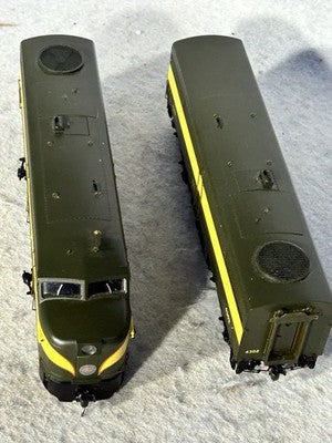 Nice Proto 2000 FA -2 A/B Seaboard Air Line  RR HO Locomotives  (Incorrect Box)