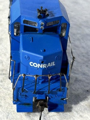 Nice Athearn Custom Painted Conrail RR  GP-35 Diesel Engine HO