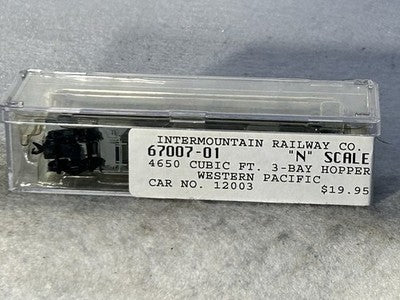 Nice Intermountain WesternPacific RR 3-Bay Center Flow Covered Hopper Car N