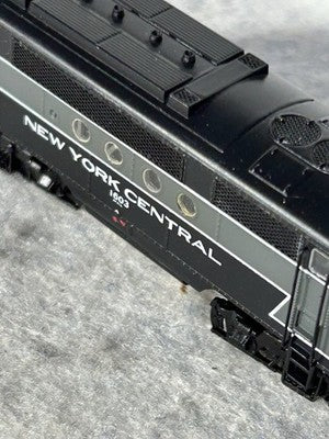Nice Intermountain New York Central RR  Lightning FT-A/B Both Powered Loco Set N