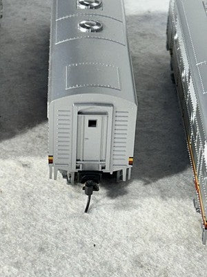 Classic  Stewart/KATO Santa Fe RR F-7 A/B/B Engines 2  Powered/1 Dummy HO