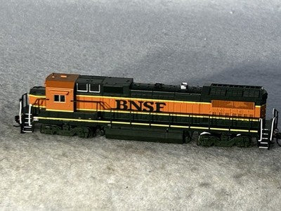 Gorgeous Atlas BNSF RR Dash-8-40B DCC Ready Locomotive N Gauge