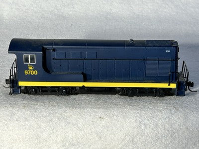 Sharp Walthers HR-10-44 Central Of New Jersey RR HO Switcher ( Incorrect Box)
