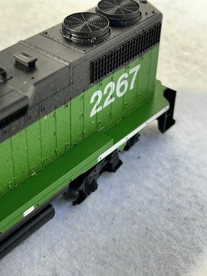Nice Athearn Burlington Northern RR GP-38-2 Diesel Engine HO