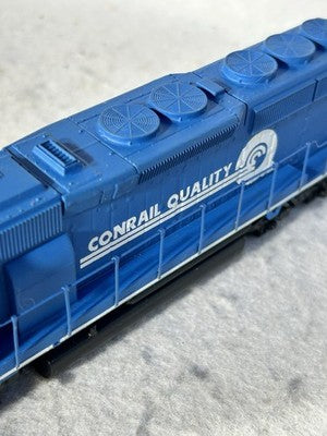 Striking Athearn Blue Box Conrail RR SD-40-2 Diesel Engine HO