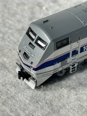 Sleek KATO Amtrak P-42 Genesis Phase IV Locomotive N