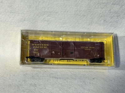 Nice KADEE Mixed RR 50’ Box Cars HO (PLEASE SPECIFY YOUR CHOICE)￼
