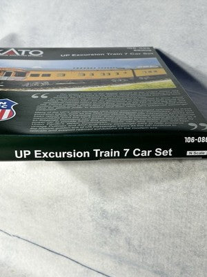 Cool KATO Union Pacific RR Excursion Train 7-Car Set N Gauge
