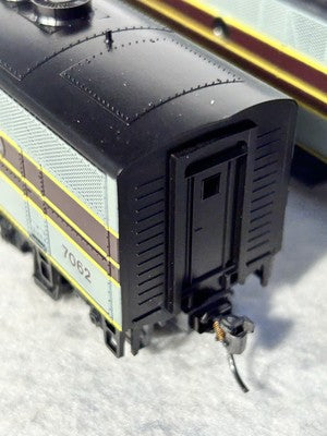 Nice  Stewart Erie Lackawanna RR F-7 A-B-B-A Phase 1 Set (A’s Pow./B’s Unp.) HO