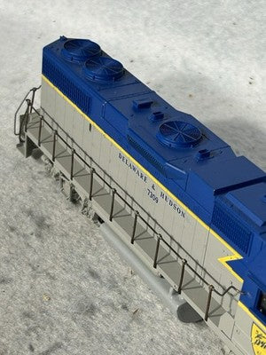 Cool Athearn D & H RR GP-38-2 Loco HO