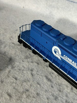 Striking Athearn Blue Box Conrail RR SD-40-2 Diesel Engine HO