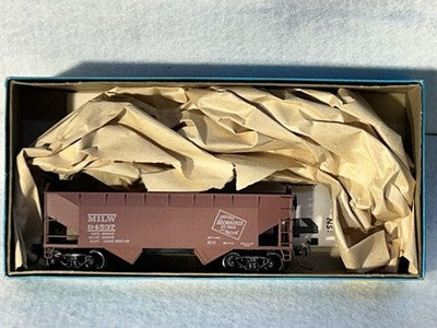 Cool Athearn Open 2-Bay  Hopper Kits Mixed Roads HO