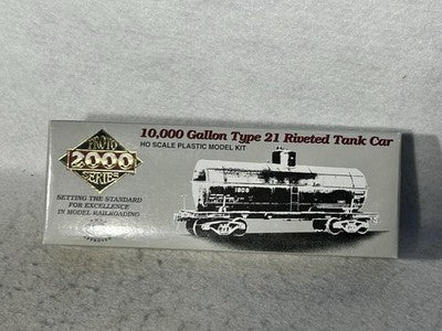 Nice Proto 10k Gallon SHPX Tank Car Kits HO (PRICE/CAR)