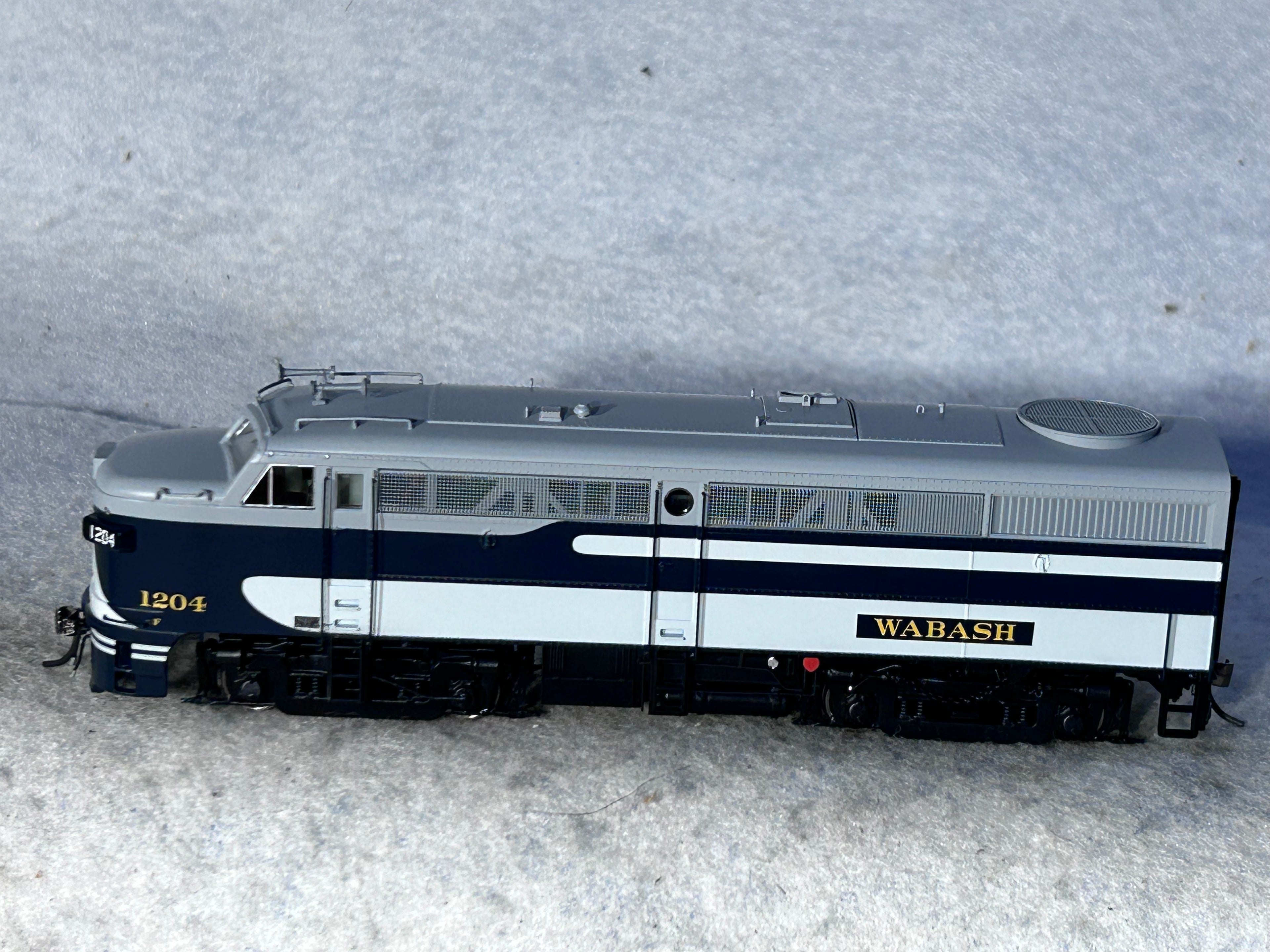 Beautiful Rapido Wabash railroad F3 – A #1204 Locomotive DCC/Sound