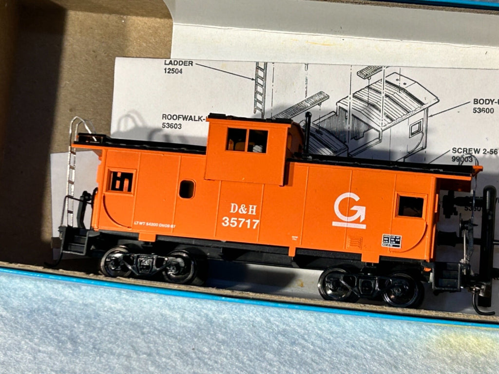 Nice Athearn/Roundhouse Caboose Selection HO (Price Is For Single Caboose) Lot 1
