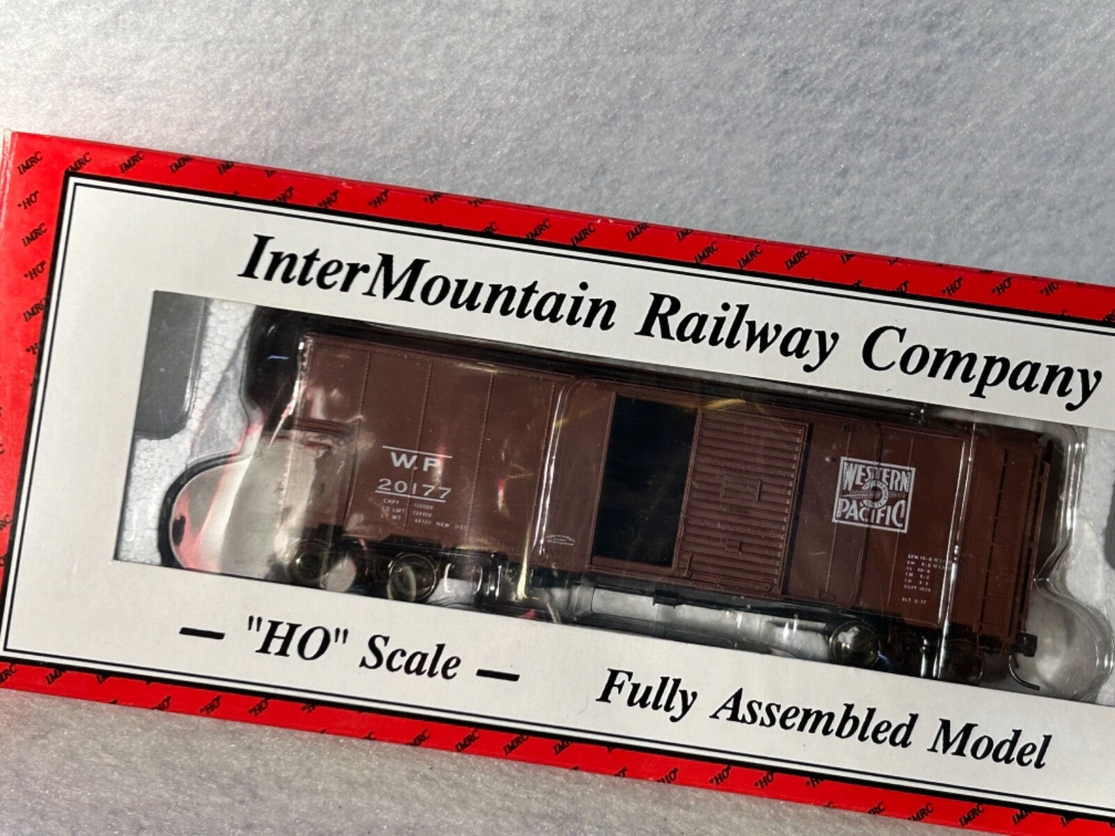 Intermountain 40’ Box/Reefer Cars HO (SPECIFY WHICH YOU WANT WHEN ORDERING)