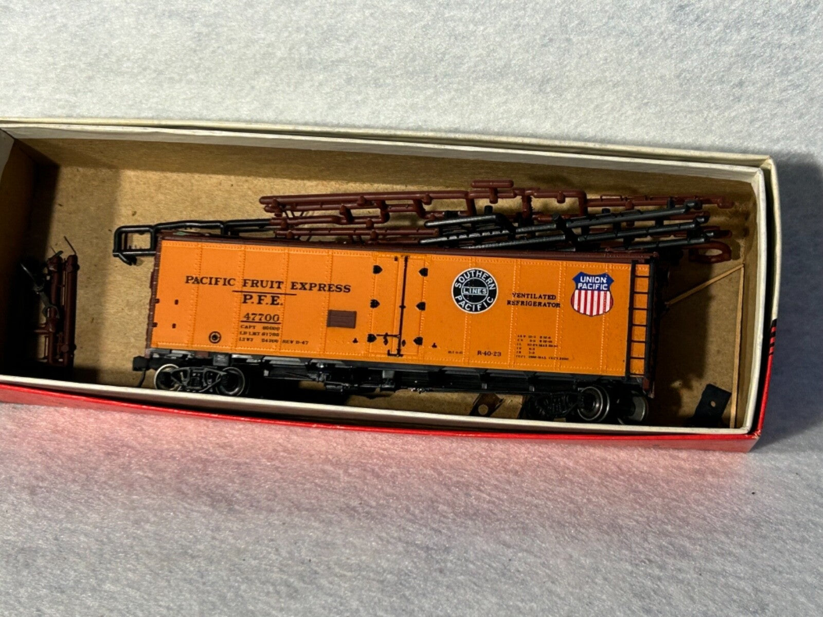 Intermountain 40’ Box/Reefer Cars HO (SPECIFY WHICH YOU WANT WHEN ORDERING)