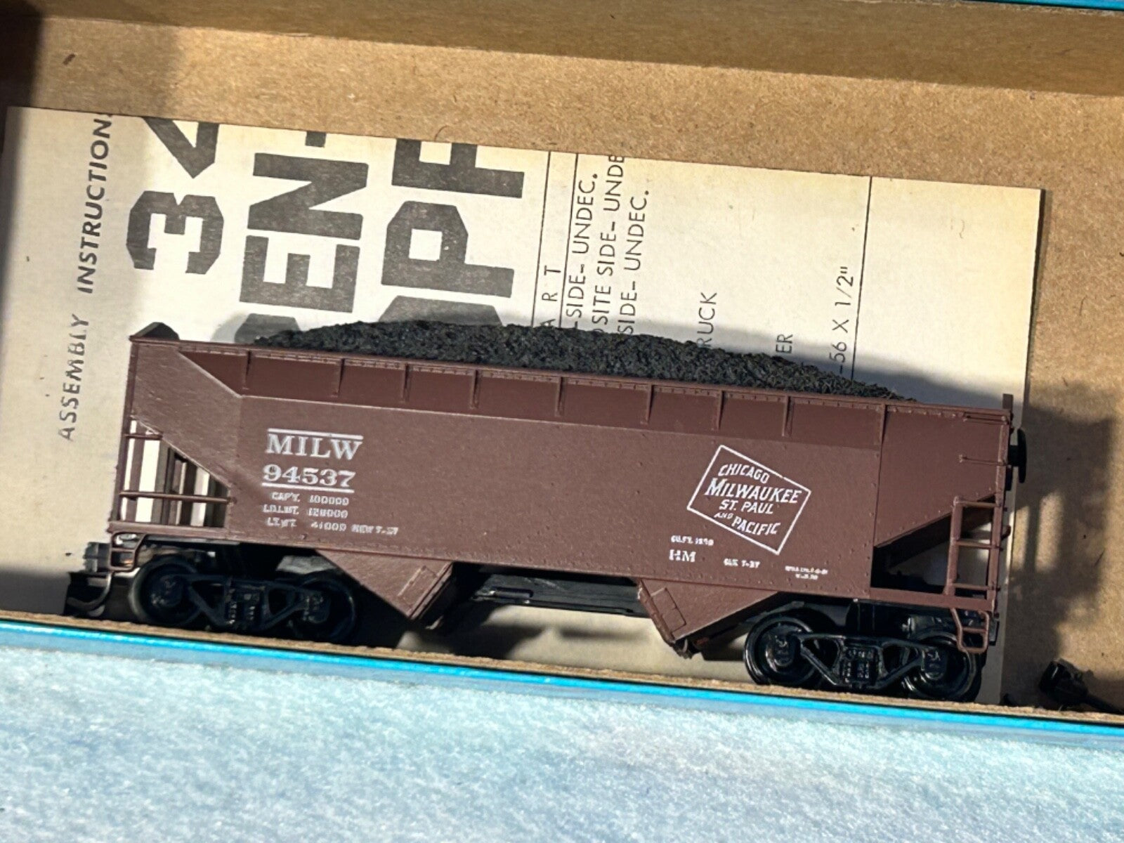 Cool Athearn Hoppers/Loads/K-Dee Couplers Mixed Roads HO