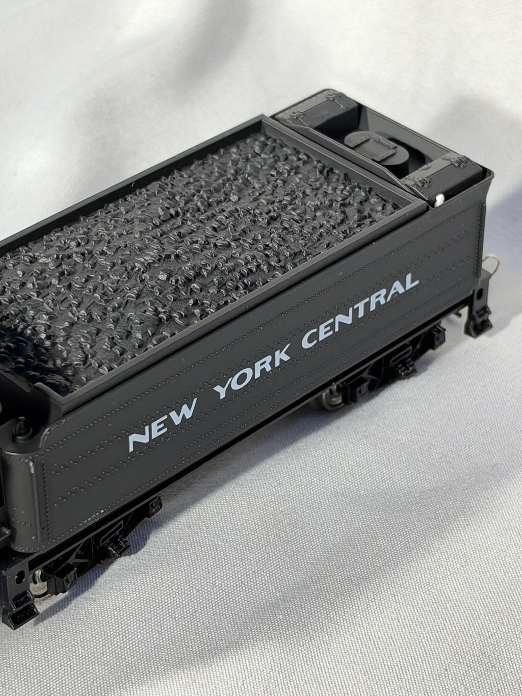 Nice IHC New York Central RR 2-6-0 Mogul Locomotive HO