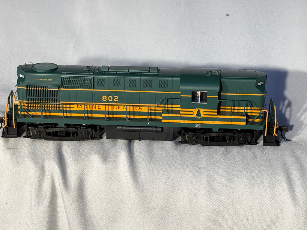 Beautiful Atlas Classic Maine Central RR RS-11 Locomotive #802 HO Gauge