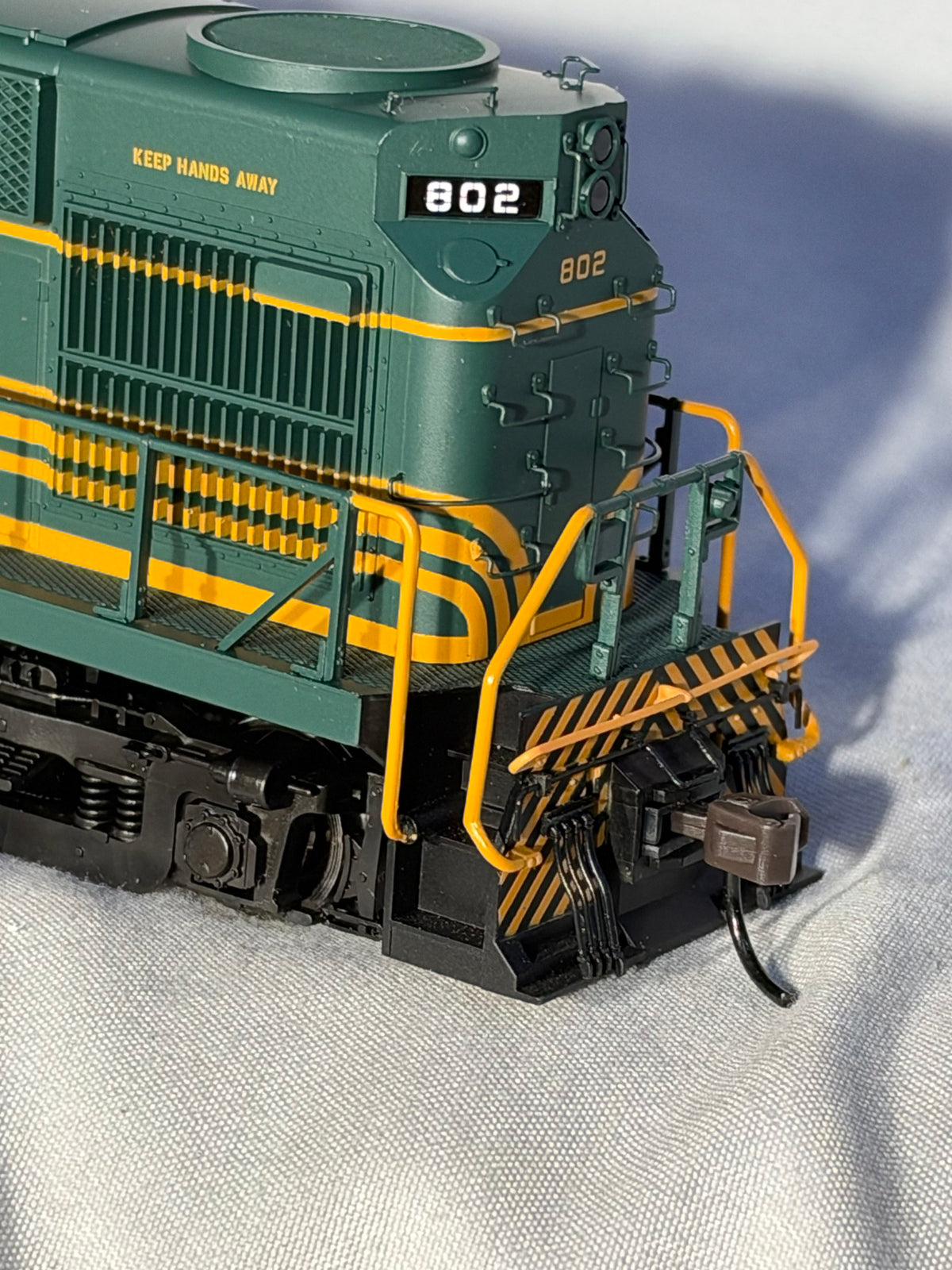 Beautiful Atlas Classic Maine Central RR RS-11 Locomotive #802 HO Gauge