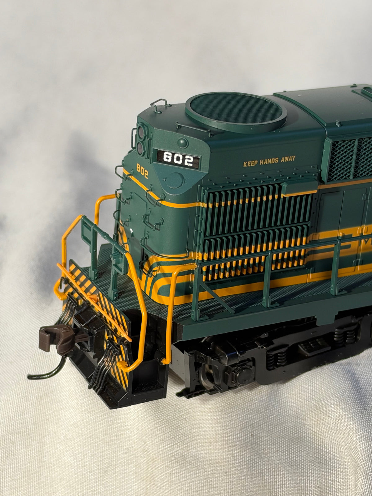 Beautiful Atlas Classic Maine Central RR RS-11 Locomotive #802 HO Gauge
