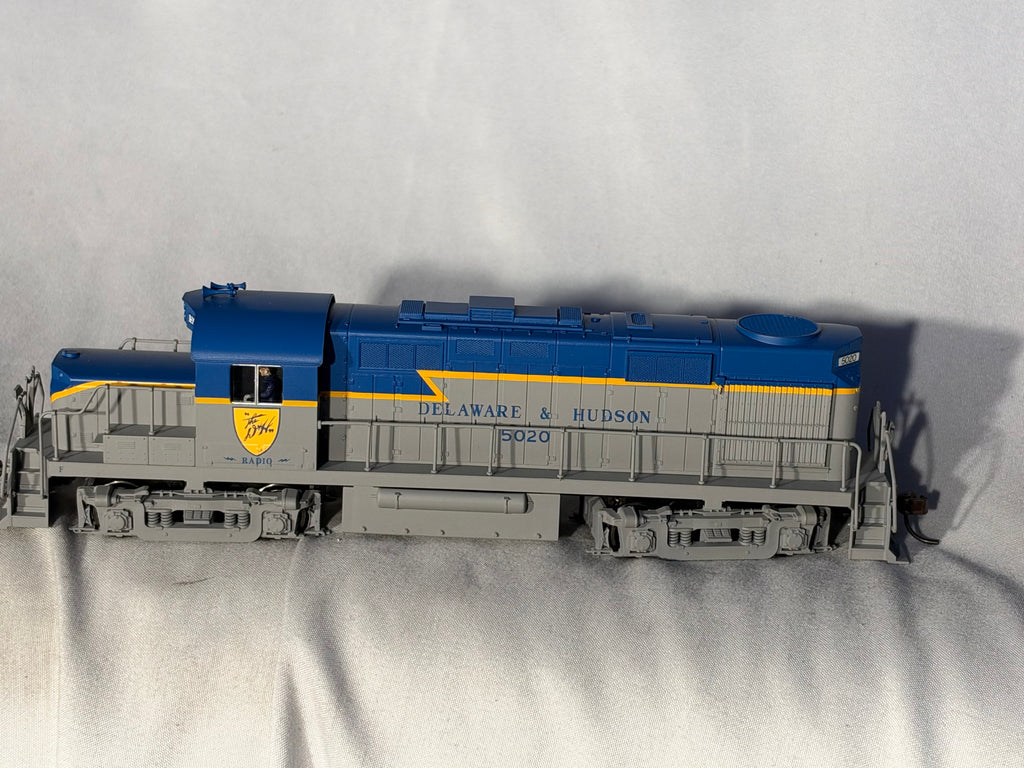 Sleek ATLAS Trainman Delaware & Hudson RR RS-36 Locomotive # 5020 HO