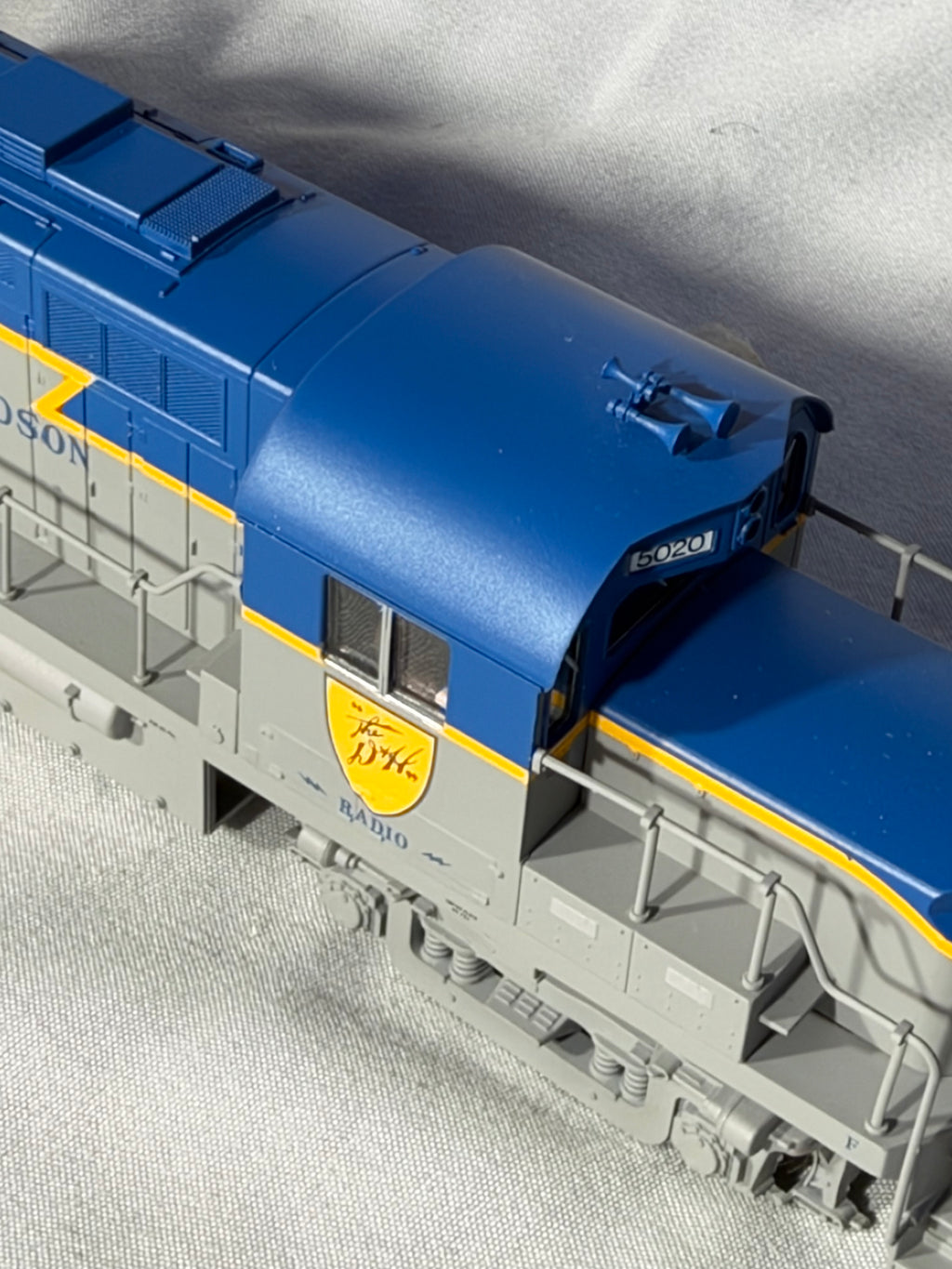 Sleek ATLAS Trainman Delaware & Hudson RR RS-36 Locomotive # 5020 HO