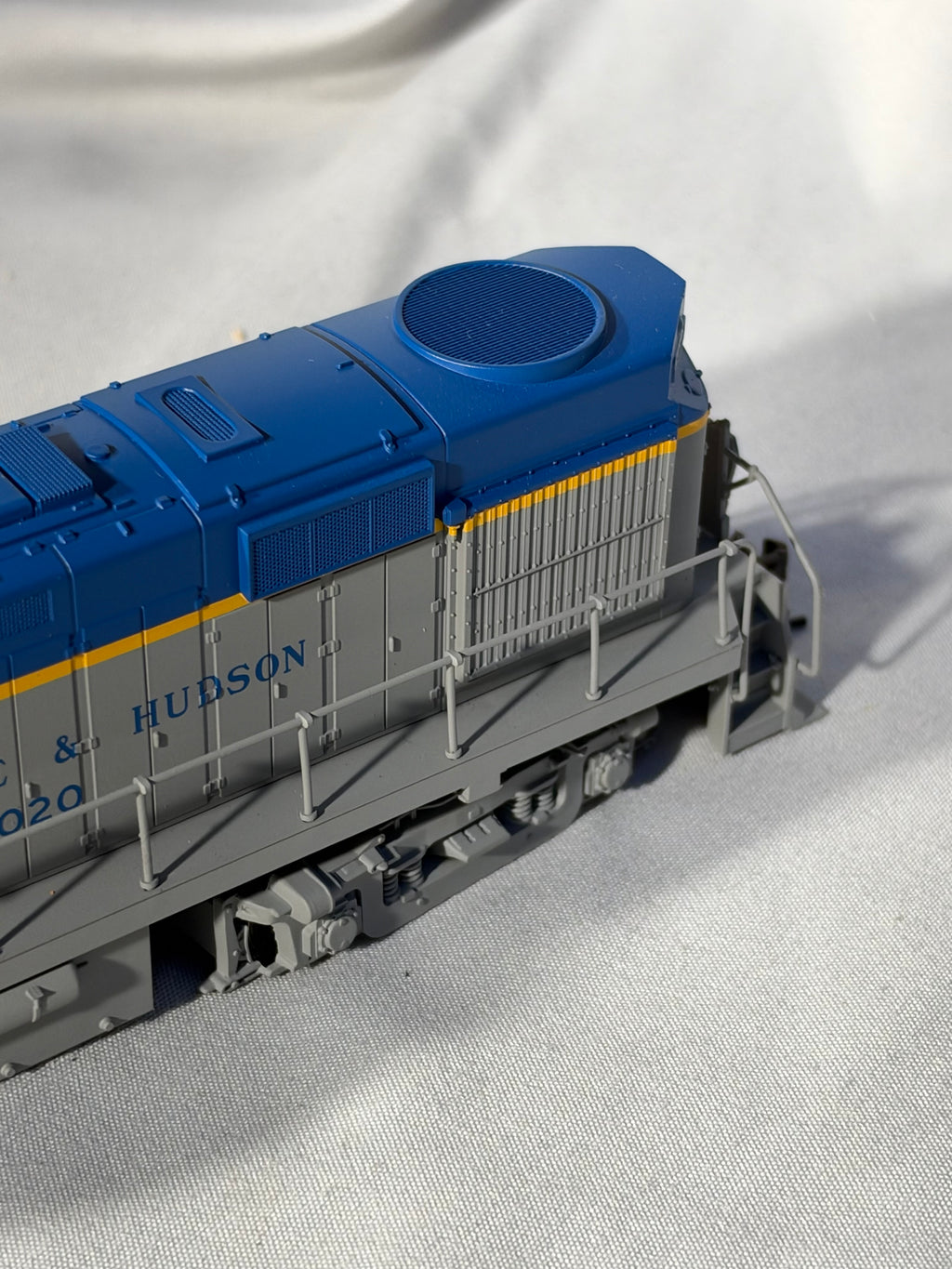 Sleek ATLAS Trainman Delaware & Hudson RR RS-36 Locomotive # 5020 HO