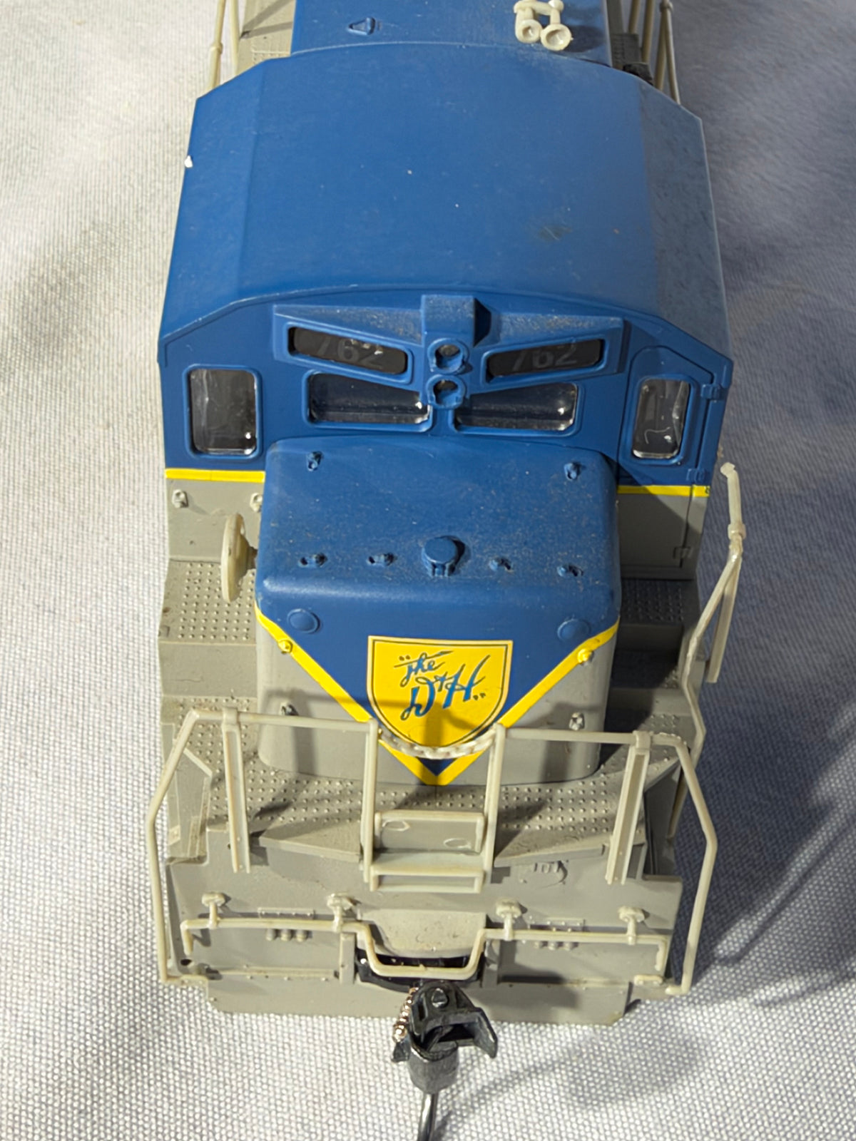 Cool ATLAS Delaware & Hudson RR U-33C Diesel Locomotive # 762 HO