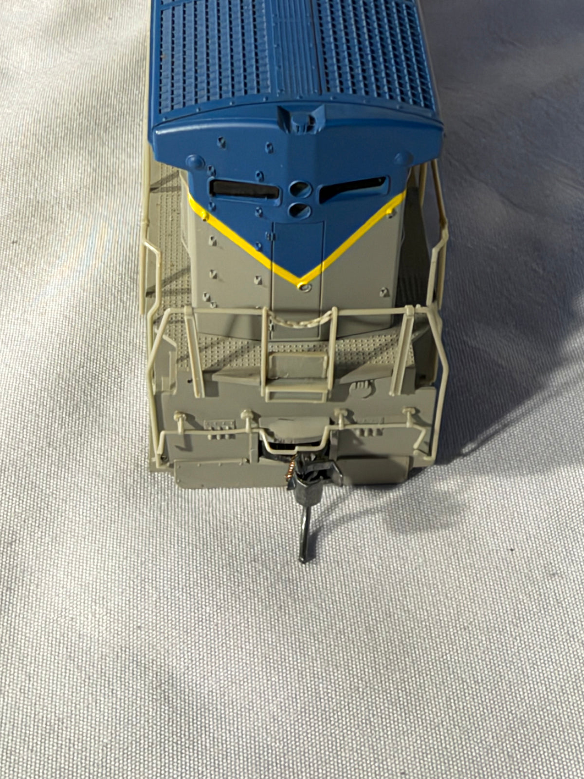 Cool ATLAS Delaware & Hudson RR U-33C Diesel Locomotive # 762 HO