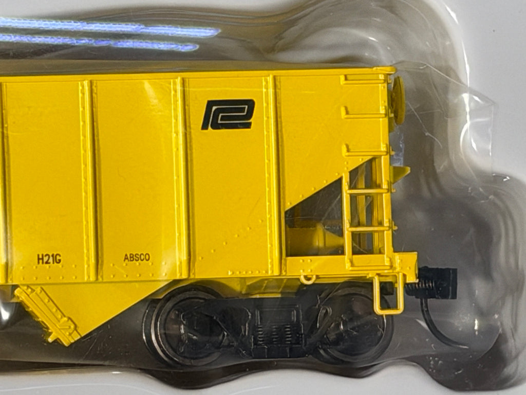 Detailed Bowser Penn Central RR 4-Bay MOW Hopper Car HO