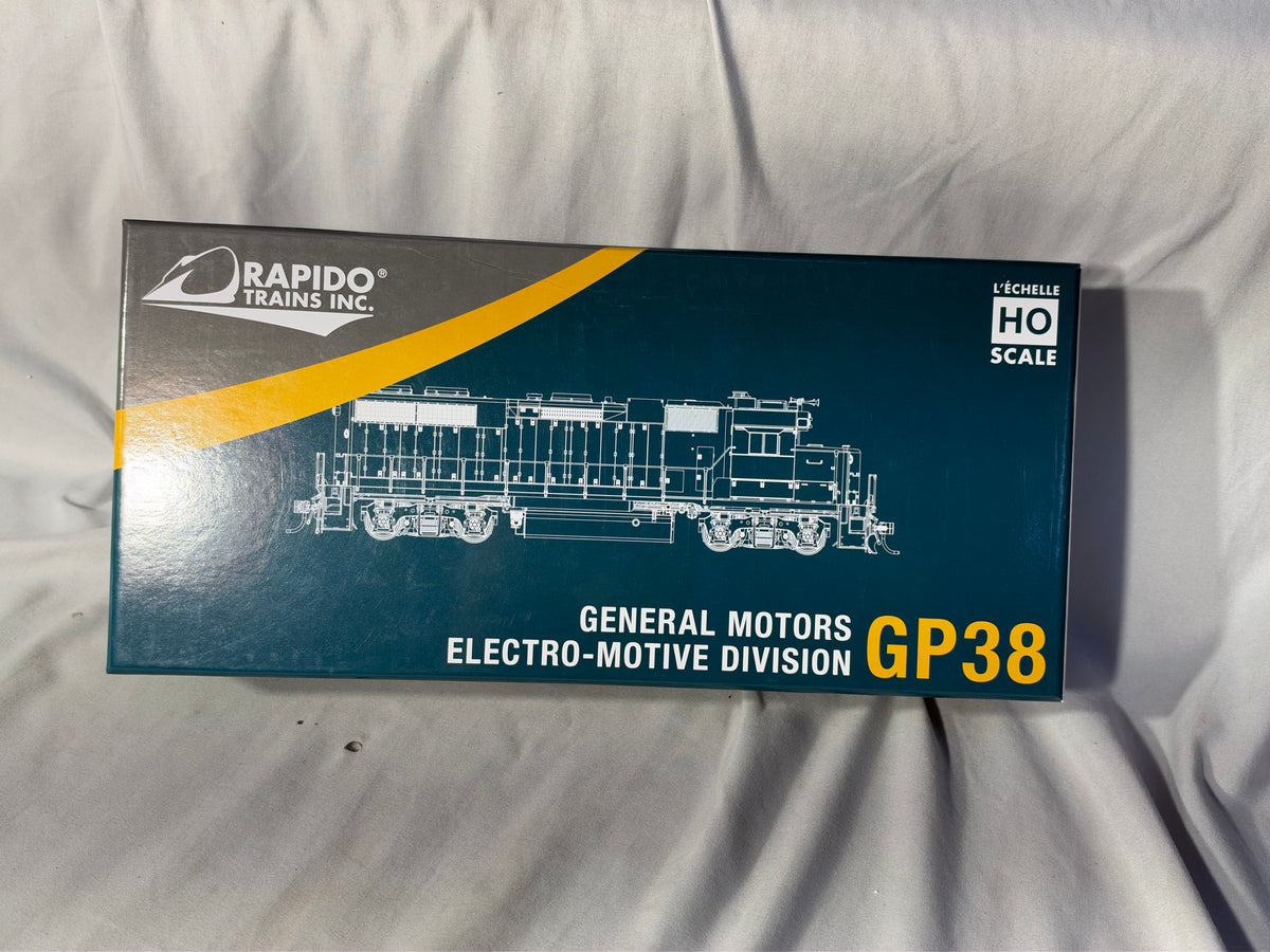 Unusual RAPIDO Burlington Northern Santa Fe RR GP-38 Locomotive #2047 DCC Ready HO