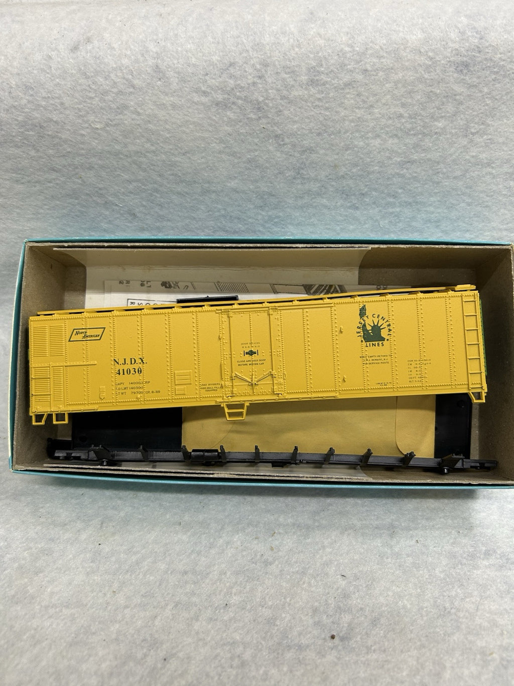 Beautiful Athearn 50’ Box/Reefer Car Kits (Please Specify Which You Want)