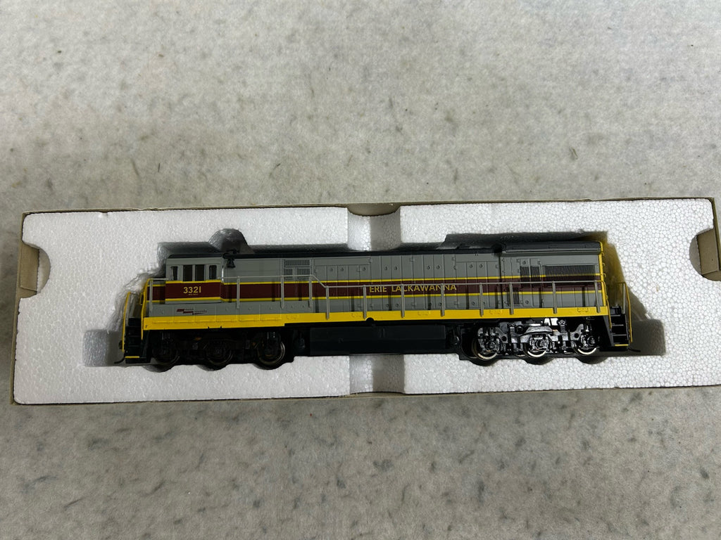 Beautiful Atlas U-36C E-L Locomotive HO