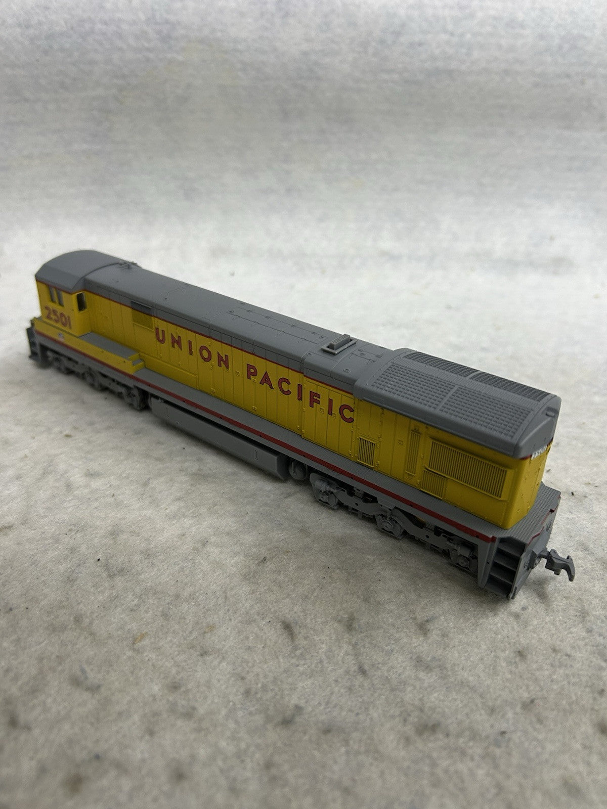 Nice Atlas C-30-7 Union Pacific Road Diesel HO