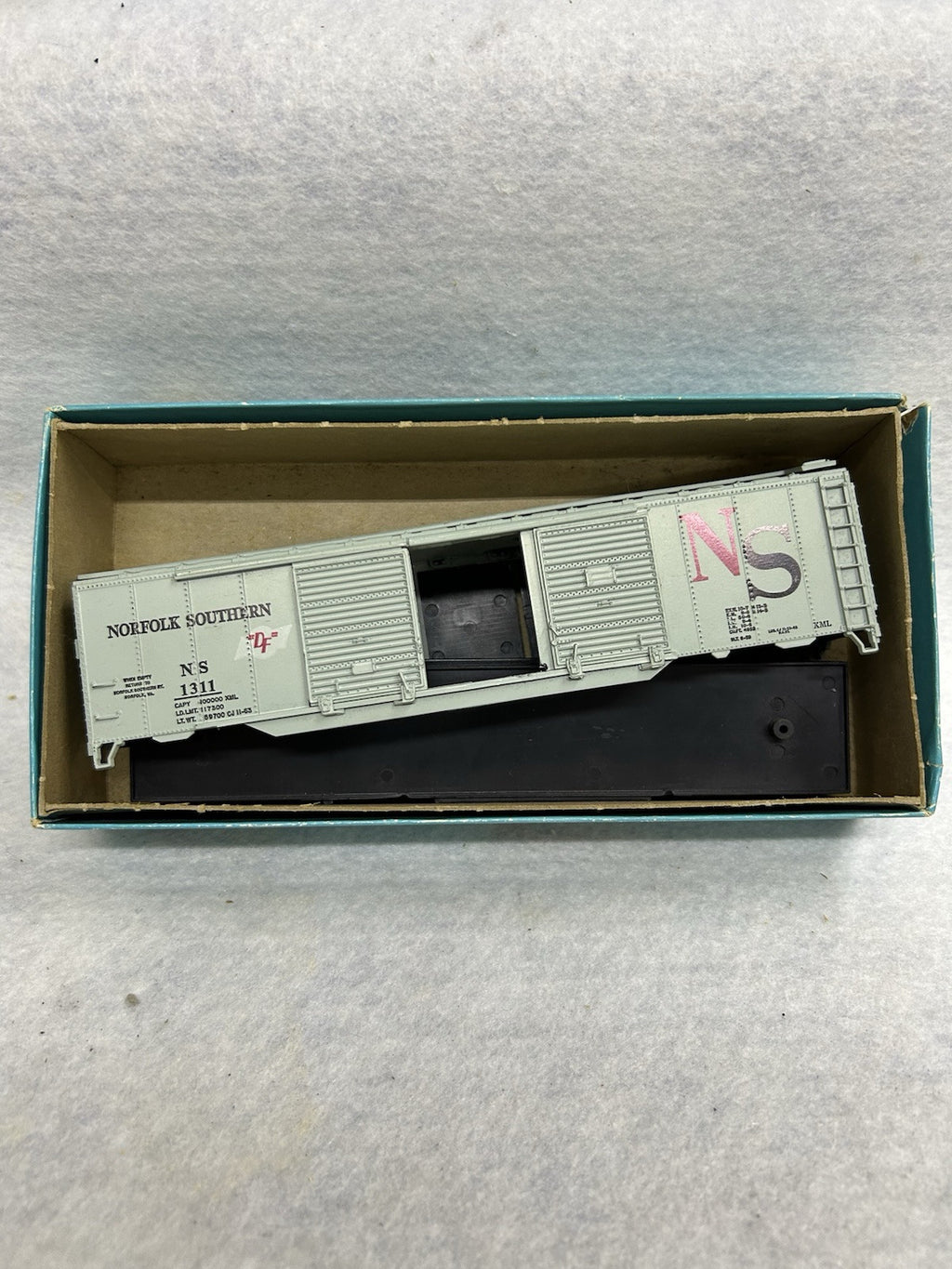 Beautiful Athearn 50’ Box/Reefer Car Kits (Please Specify Which You Want)