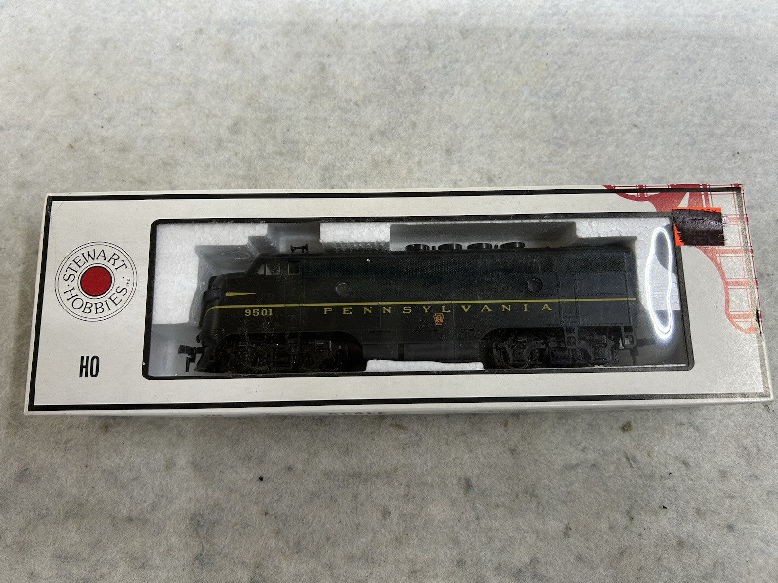Stout Stewart F-3/Phase II PENNSY Loco HO