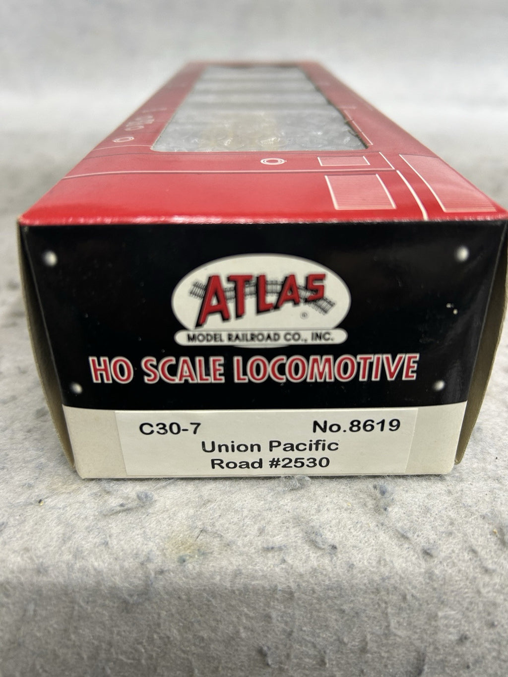 Nice Atlas C-30-7 Union Pacific Road Diesel HO