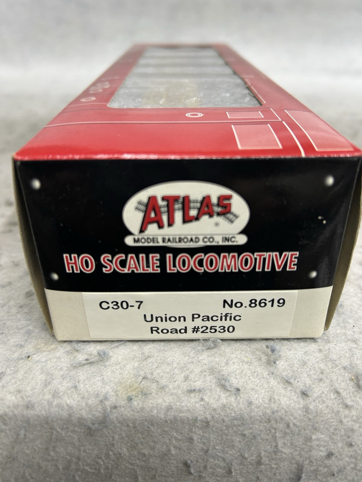 Nice Atlas C-30-7 Union Pacific Road Diesel HO