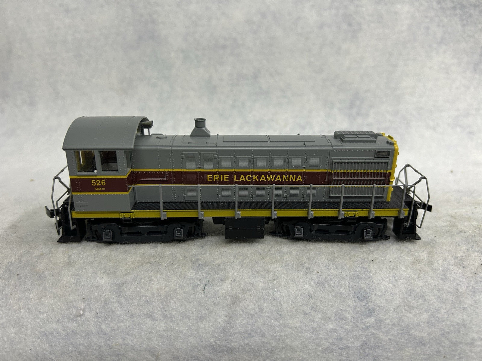 Nice Atlas Erie Lackawanna S-4 Switcher Loco HO