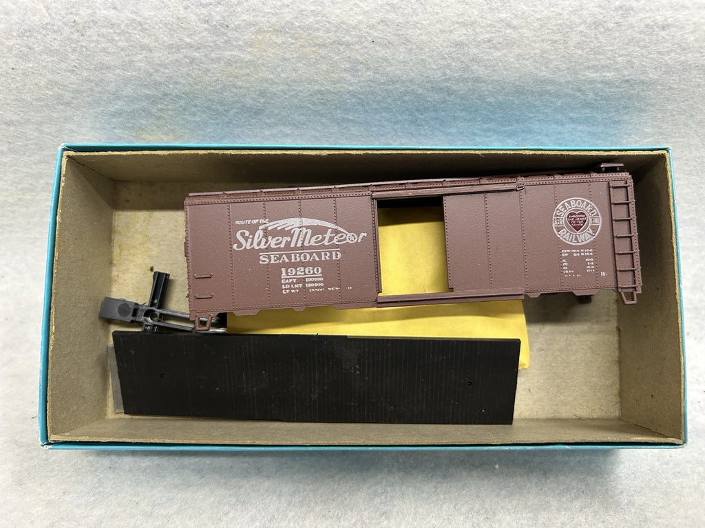 Nice Athearn 40’ BoxReefer Cars Kits, HO (SPECIFY WHICH YOU WANT WHEN ORDERING)