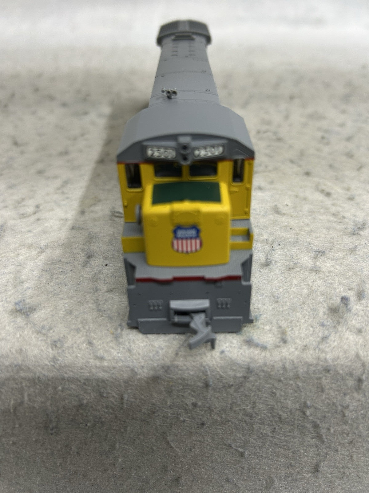 Nice Atlas C-30-7 Union Pacific Road Diesel HO