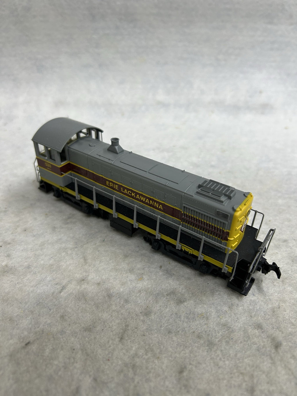 Nice Atlas Erie Lackawanna S-4 Switcher Loco HO