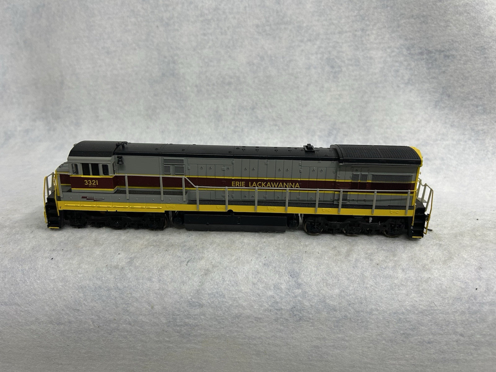 Beautiful Atlas U-36C E-L Locomotive HO