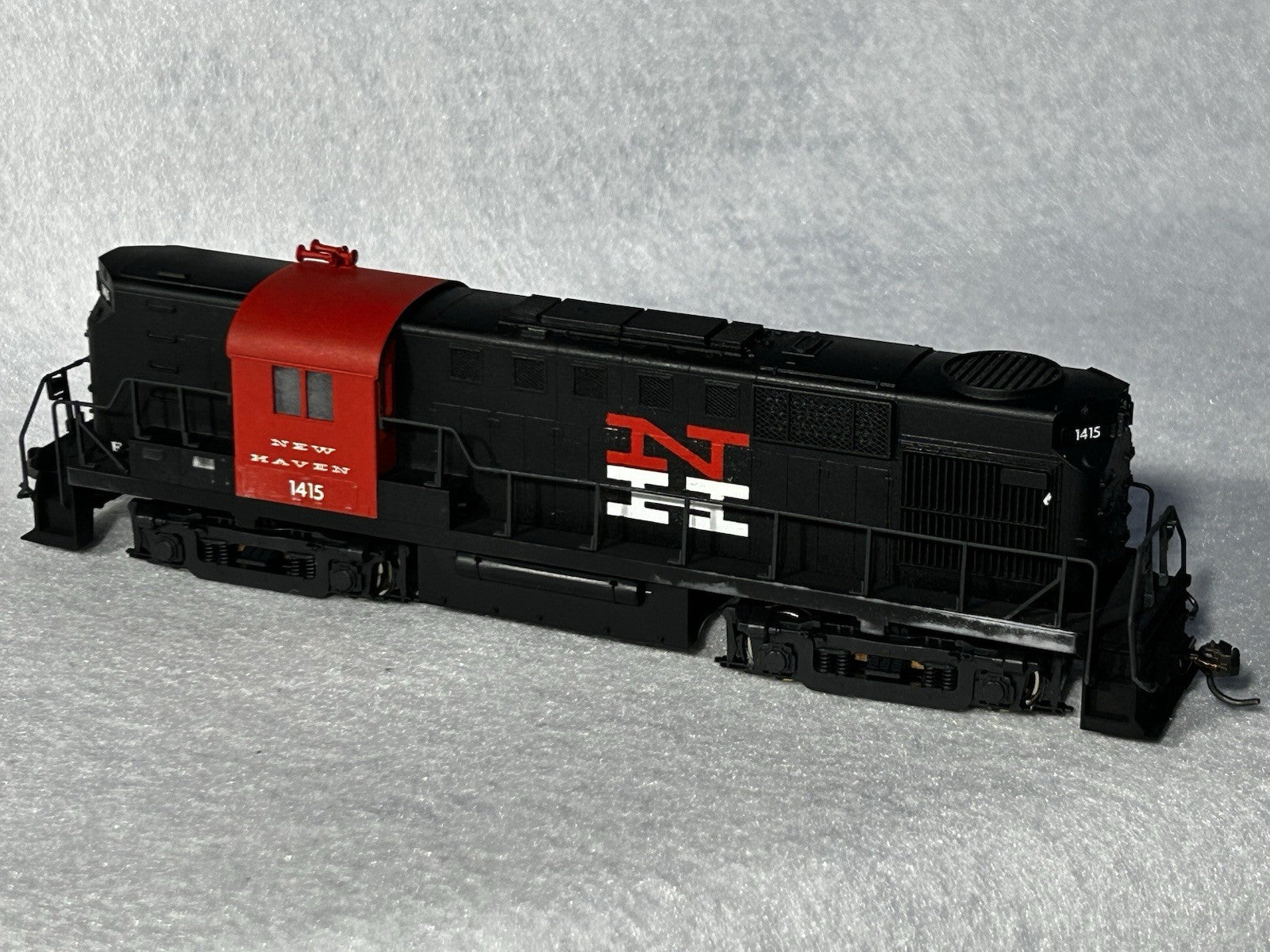 Beautiful Atlas Alco RS-11 New Haven RR Loco HO