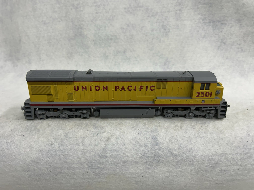 Nice Atlas C-30-7 Union Pacific Road Diesel HO
