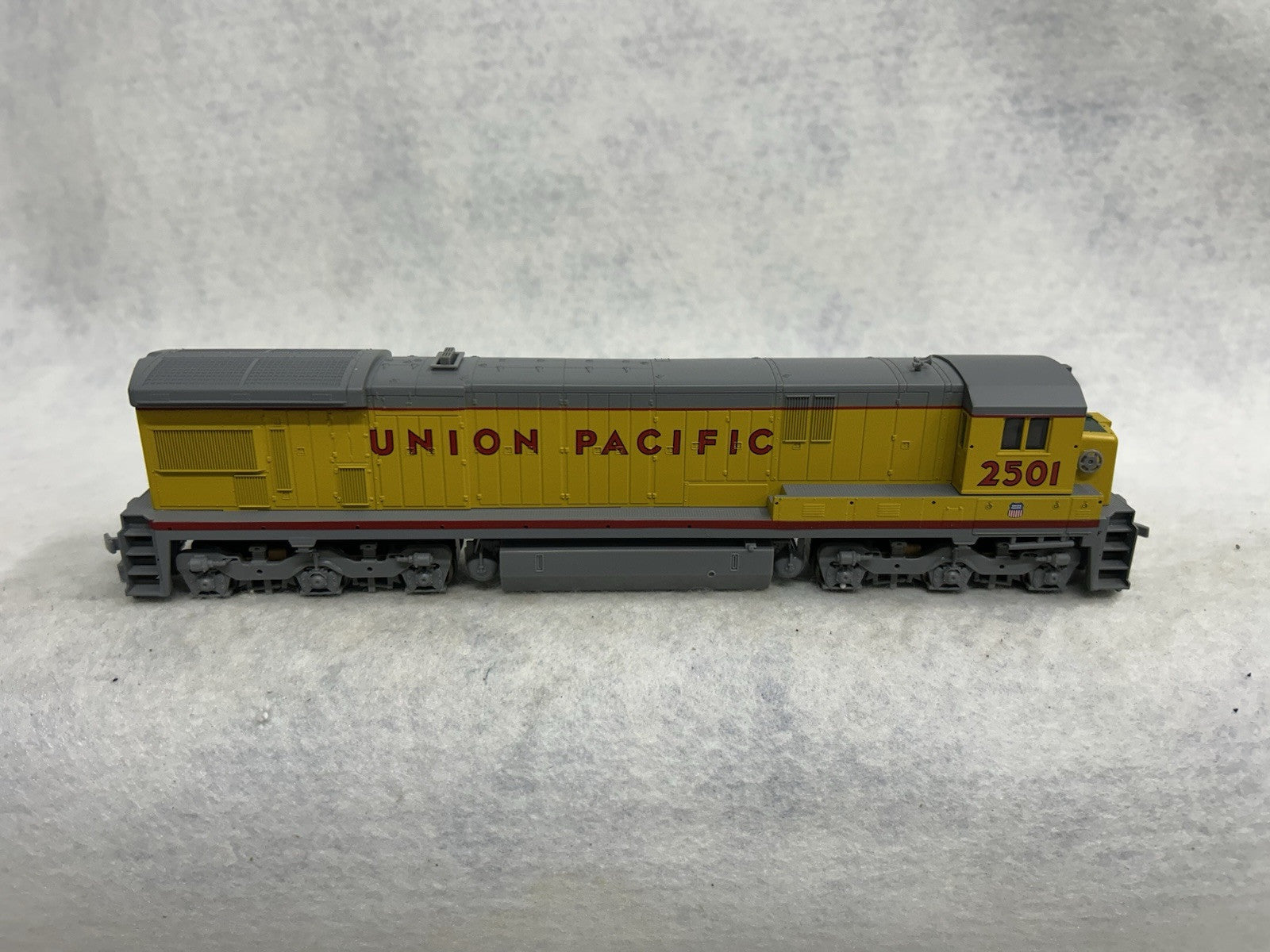 Nice Atlas C-30-7 Union Pacific Road Diesel HO
